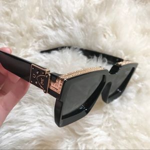 1.1 Millionaires LV Sunglasses. Not authentic!
